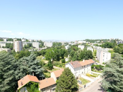 APPARTEMENT T4 A VENDRE - ST ETIENNE FAURIEL - 90.23 m2 - 175 000 €
