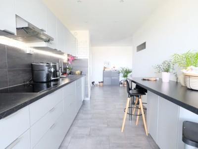 APPARTEMENT T4 A VENDRE - ST ETIENNE FAURIEL - 90.23 m2 - 175 000 €