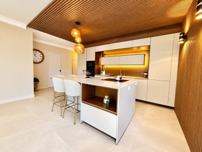 APPARTEMENT T4 A VENDRE - ST ETIENNE FAURIEL - 93 m2 - 260 000 €