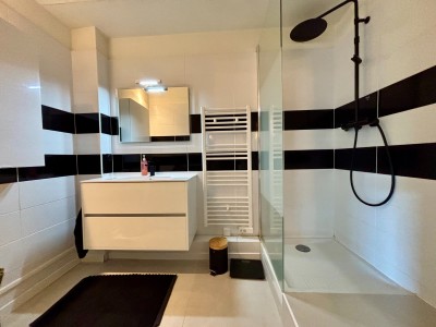 APPARTEMENT T4 A VENDRE - ST ETIENNE FAURIEL - 93 m2 - 260 000 €