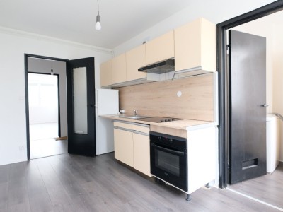 APPARTEMENT T4 A VENDRE - ST ETIENNE LA MÉTARE - 76.31 m2 - 72 000 €