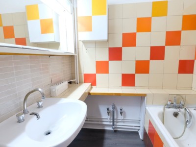 APPARTEMENT T4 A VENDRE - ST ETIENNE LA MÉTARE - 76.31 m2 - 72 000 €