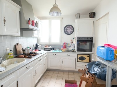 APPARTEMENT T4 A VENDRE - ST ETIENNE LA MÉTARE - 72.51 m2 - 68 000 €