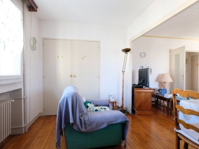 APPARTEMENT T4 A VENDRE - ST ETIENNE LA TERRASSE - 68.83 m2 - 83�000�&euro;