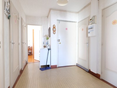 APPARTEMENT T4 A VENDRE - ST ETIENNE LA TERRASSE - 68.83 m2 - 83�000�&euro;