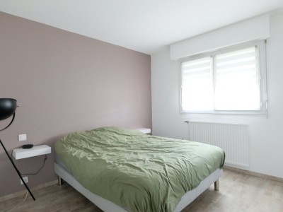 APPARTEMENT T4 A VENDRE - ST ETIENNE MONTPLAISIR - 81.14 m2 - 135000€