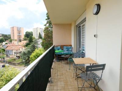 APPARTEMENT T4 A VENDRE - ST ETIENNE MONTPLAISIR - 81.14 m2 - 135000€