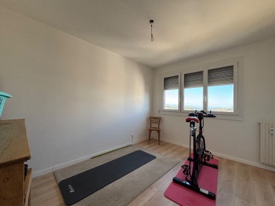APPARTEMENT T4 A VENDRE - VILLARS - 84.7 m2 - 125 000 &euro;