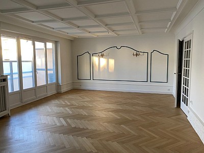 CITE DU DESIGN A LOUER - ST ETIENNE BERGSON - 114.78 m2 - 910 &euro; charges comprises par mois