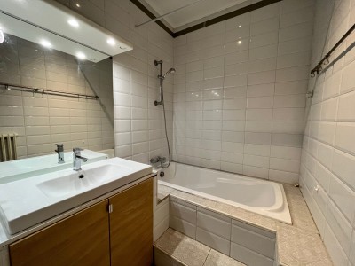 APPARTEMENT T5 A LOUER - ST ETIENNE CENTRE VILLE - 116 m2 - 895 € charges comprises par mois