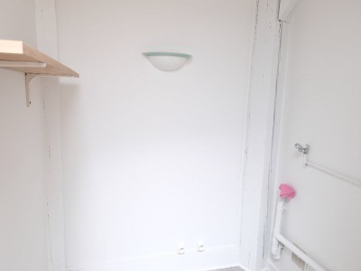 APPARTEMENT T5 A LOUER - ST ETIENNE CENTRE VILLE - 124.24 m2 - 920€ charges comprises par mois