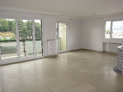 APPARTEMENT T5 A LOUER - ST ETIENNE CENTRE VILLE - 106.74 m2 - 890€ charges comprises par mois