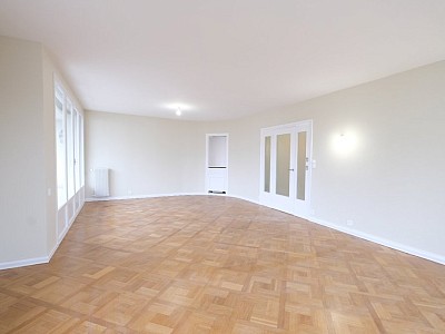 APPARTEMENT T5 A LOUER - ST ETIENNE FAURIEL - 134.03 m2 - 1 185 € charges comprises par mois