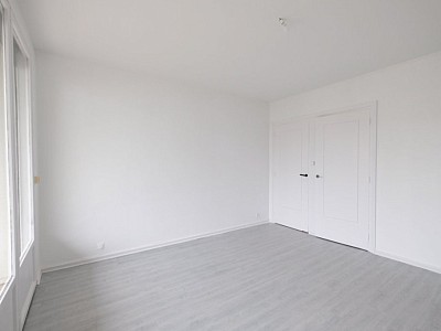 APPARTEMENT T5 A LOUER - ST ETIENNE FAURIEL - 134.03 m2 - 1 185 € charges comprises par mois