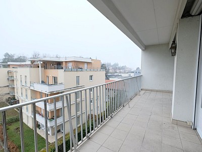 APPARTEMENT T5 A LOUER - ST ETIENNE FAURIEL - 134.03 m2 - 1 185 € charges comprises par mois