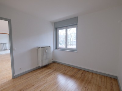 APPARTEMENT T5 A LOUER - ST ETIENNE FAURIEL - 97,83 m2 - 1030 € charges comprises par mois