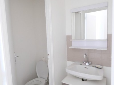 APPARTEMENT T4 A LOUER - ST ETIENNE FAURIEL - 111 m2 - 1060€ charges comprises par mois