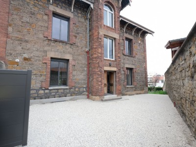 APPARTEMENT T5 A LOUER - ST ETIENNE LA TERRASSE - 122,09 m2 - 1100 € charges comprises par mois