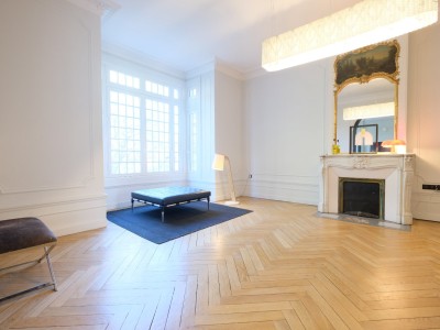 APPARTEMENT T5 A VENDRE - ST ETIENNE BADOUILLRE - 200.07 m2 - Prix : nous consulter