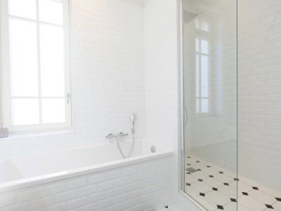 APPARTEMENT T5 A VENDRE - ST ETIENNE BADOUILLRE - 200.07 m2 - Prix : nous consulter