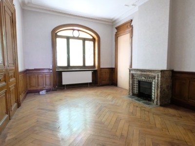 APPARTEMENT T5 A VENDRE - ST ETIENNE BADOUILLÈRE - 155.07 m2 - 89 000 &euro;