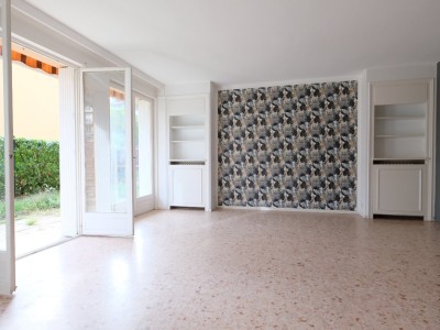 APPARTEMENT T5 A VENDRE - ST ETIENNE BERGSON - 111.2 m2 - 145 000 €