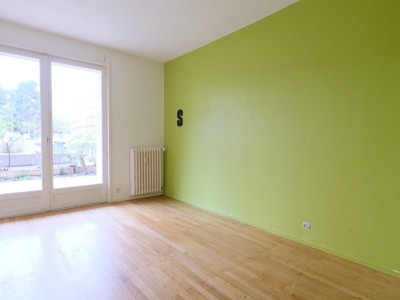 APPARTEMENT T5 A VENDRE - ST ETIENNE BERGSON - 111.2 m2 - 145 000 €