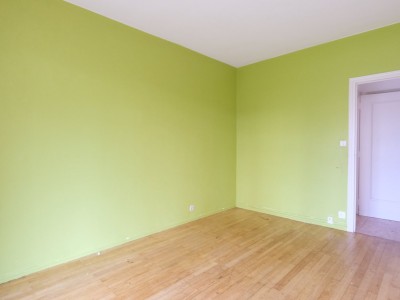 APPARTEMENT T5 A VENDRE - ST ETIENNE BERGSON - 111.2 m2 - 145 000 €