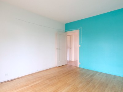 APPARTEMENT T5 A VENDRE - ST ETIENNE BERGSON - 111.2 m2 - 145 000 €
