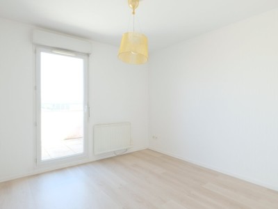 APPARTEMENT T5 A VENDRE - ST ETIENNE CARNOT - 105.48 m2 - 219000€