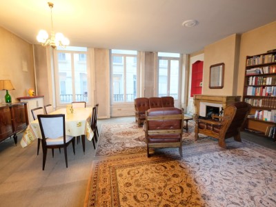 APPARTEMENT T5 A VENDRE - ST ETIENNE CENTRE VILLE - 115.29 m2 - 84000€
