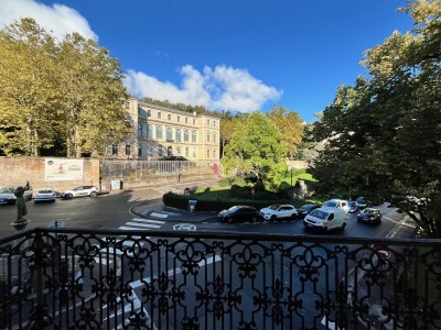 APPARTEMENT T5 A VENDRE - ST ETIENNE BADOUILLRE - 145.8 m2 - 175000€
