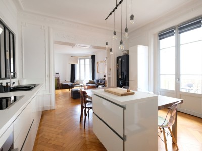 APPARTEMENT T5 A VENDRE - ST ETIENNE CENTRE VILLE - 121.88 m2 - 239000€