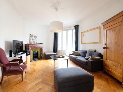 APPARTEMENT T5 A VENDRE - ST ETIENNE CENTRE VILLE - 121.88 m2 - 239000€