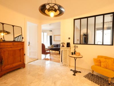 APPARTEMENT T5 A VENDRE - ST ETIENNE CENTRE VILLE - 121.88 m2 - 239000€