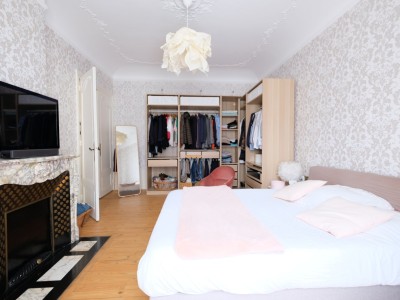 APPARTEMENT T5 A VENDRE - ST ETIENNE CENTRE VILLE - 121.88 m2 - 239000€