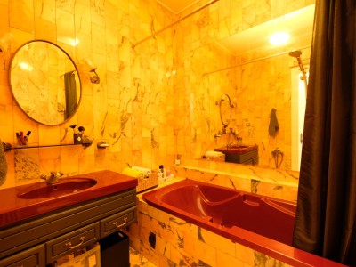APPARTEMENT T5 A VENDRE - ST ETIENNE CENTRE VILLE - 121.88 m2 - 239000€