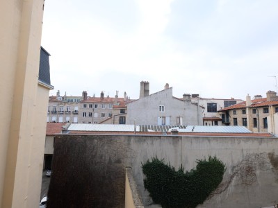 APPARTEMENT T5 A VENDRE - ST ETIENNE CENTRE VILLE - 152.85 m2 - 176000€