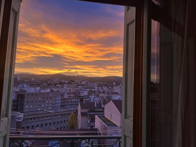 APPARTEMENT T5 A VENDRE - ST ETIENNE CENTRE VILLE - 150.68 m2 - 180 000 €