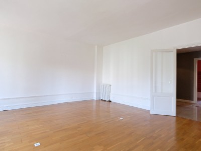 APPARTEMENT T5 A VENDRE - ST ETIENNE CHATEAUCREUX - 146.37 m2 - 135 000 &euro;