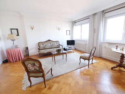 APPARTEMENT T5 - ST ETIENNE FACULTE / CENTRE DEUX - 119.23 m2 - VENDU