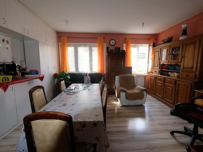 APPARTEMENT T5 A VENDRE - ST ETIENNE FACULTE / CENTRE DEUX - 91.59 m2 - 105 000 €