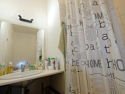 APPARTEMENT T5 A VENDRE - ST ETIENNE FACULTE / CENTRE DEUX - 91.59 m2 - 105 000 €
