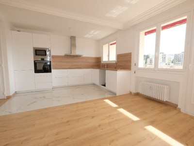 APPARTEMENT T5 A VENDRE - ST ETIENNE FAURIEL - 86.69 m2 - 186000 €