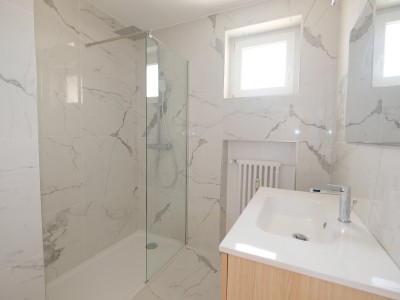 APPARTEMENT T5 A VENDRE - ST ETIENNE FAURIEL - 86.69 m2 - 186000 €