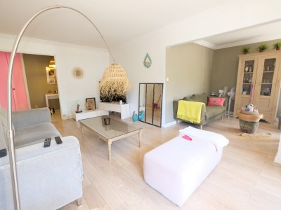 APPARTEMENT T5 A VENDRE - ST ETIENNE FAURIEL - 107,07 m2 - 154000 €