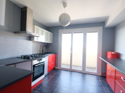 APPARTEMENT T5 A VENDRE - ST ETIENNE FAURIEL - 93.66 m2 - 147000 €