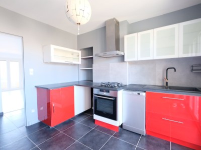 APPARTEMENT T5 - ST ETIENNE FAURIEL - 93.66 m2 - VENDU