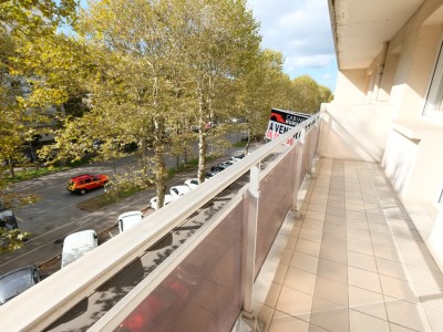 APPARTEMENT T5 A VENDRE - ST ETIENNE FAURIEL - 99.15 m2 - 169000€