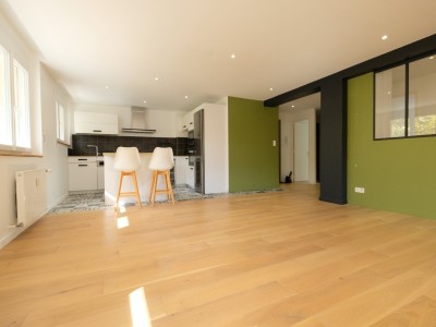 APPARTEMENT T5 A VENDRE - ST ETIENNE FAURIEL - 99.15 m2 - 169000€